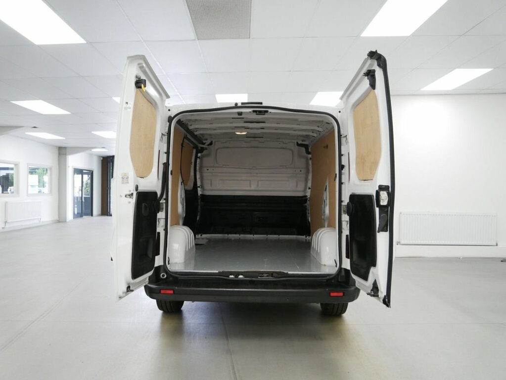 Renault Trafic Dci Energy 30 Business L2 H1 Euro 6 120Ps Ac 2021 White #11