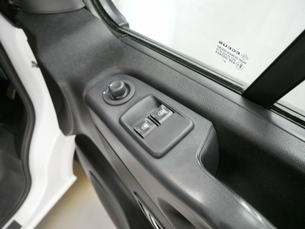 Renault Trafic Dci Energy 30 Business L2 H1 Euro 6 120Ps Ac 2021 White #26