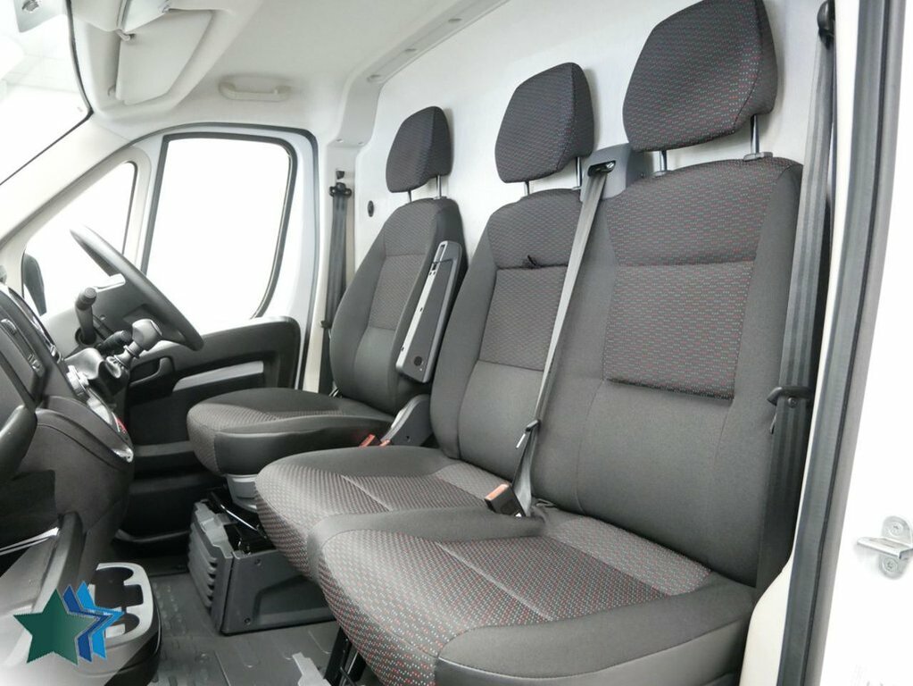 Peugeot Boxer 2.2L Bluehdi 335 Professional Premium Panel Van White #5