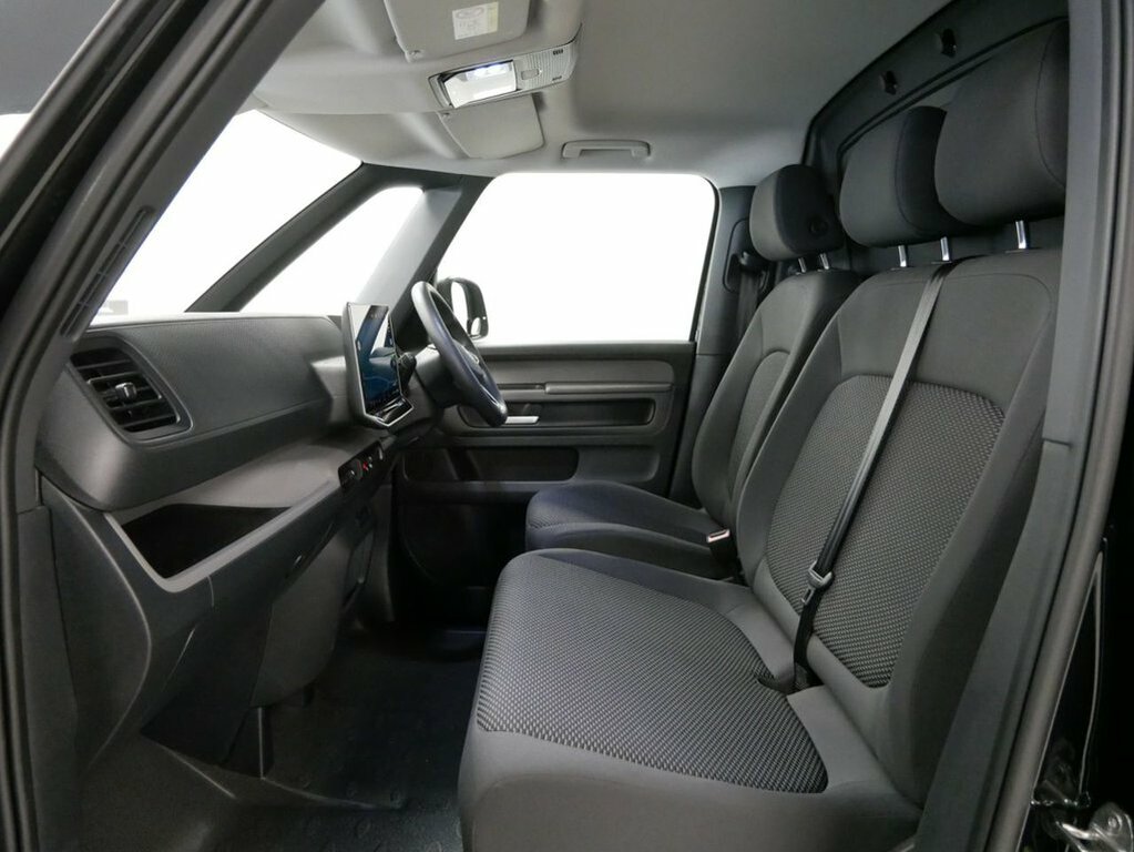 Volkswagen ID.Buzz Life 7-Seat Lwb 286 Ps 86 Kwh Pro 1 Speed Orange #23
