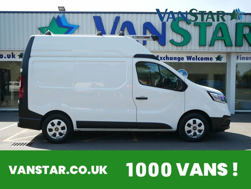 Renault Trafic 2L 2.0 Dci Blue Sh30 Advance Panel Van RO74HJC White #2