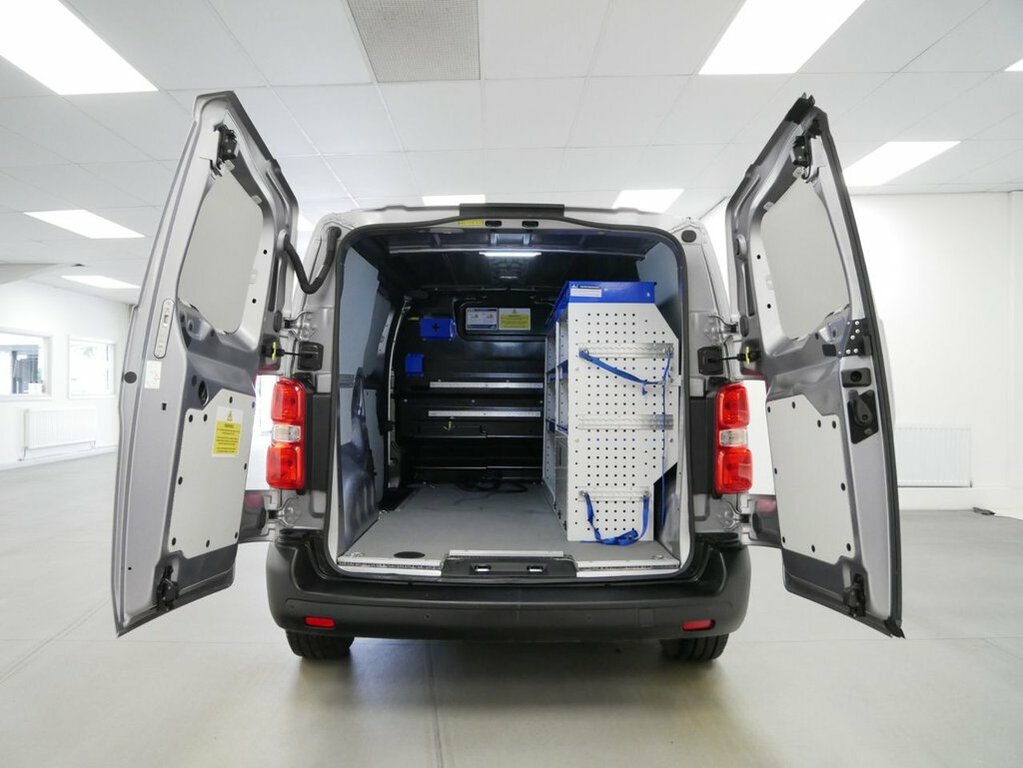 Vauxhall Vivaro Mpv BD72OCU Grey #2