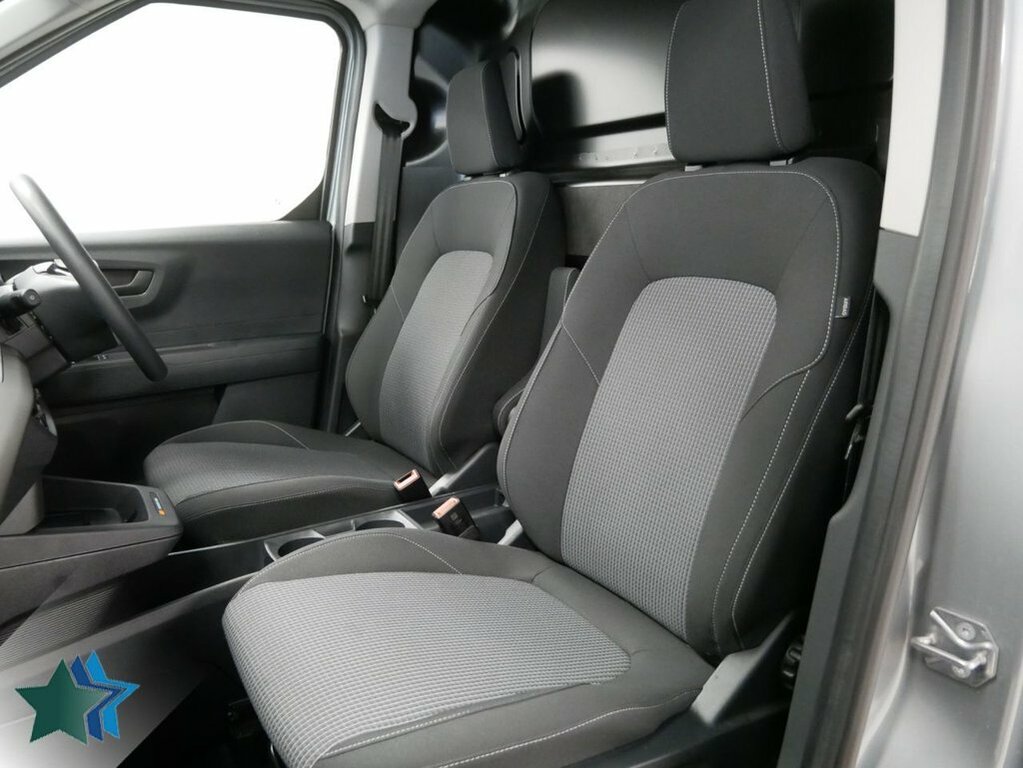 Ford Transit Courier Mpv HT25XGD Silver #3