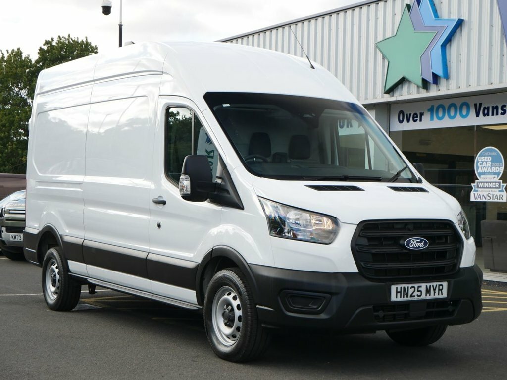 Ford Transit Custom 2L 2.0 350 Ecoblue Leader Panel Van Man HN25MYR White