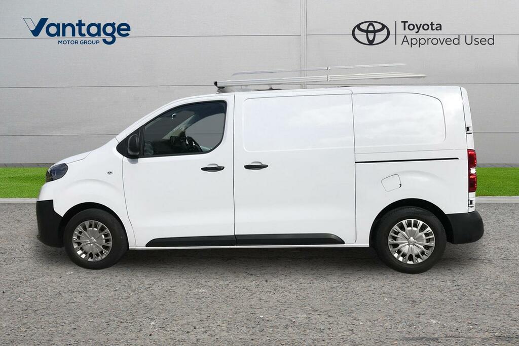 Toyota PROACE 1.5D Icon Medium Panel Van 6Dr Mwb E White #6