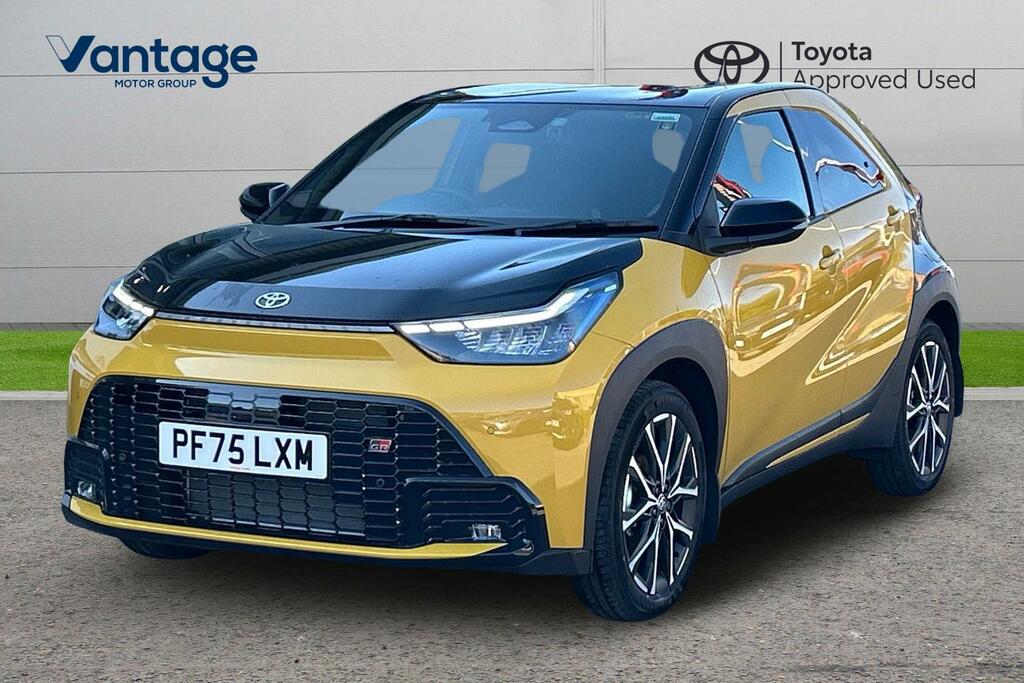 Toyota Aygo X 1.5H Gr Sport Cvt Euro 6 Ss Yellow #3