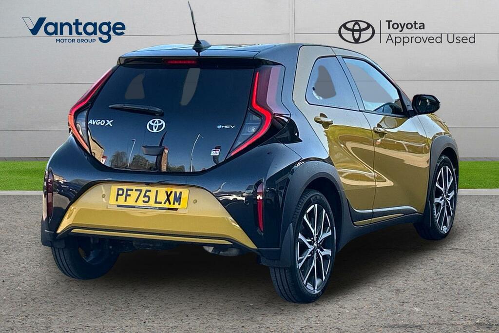 Toyota Aygo X 1.5H Gr Sport Cvt Euro 6 Ss Yellow #2
