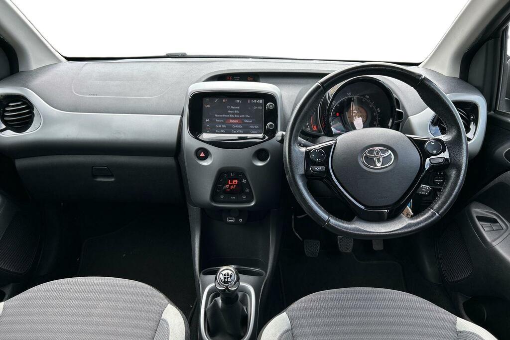 Toyota Aygo 1.0 Vvt-i X-plore Euro 6 YE68VWP Black #6
