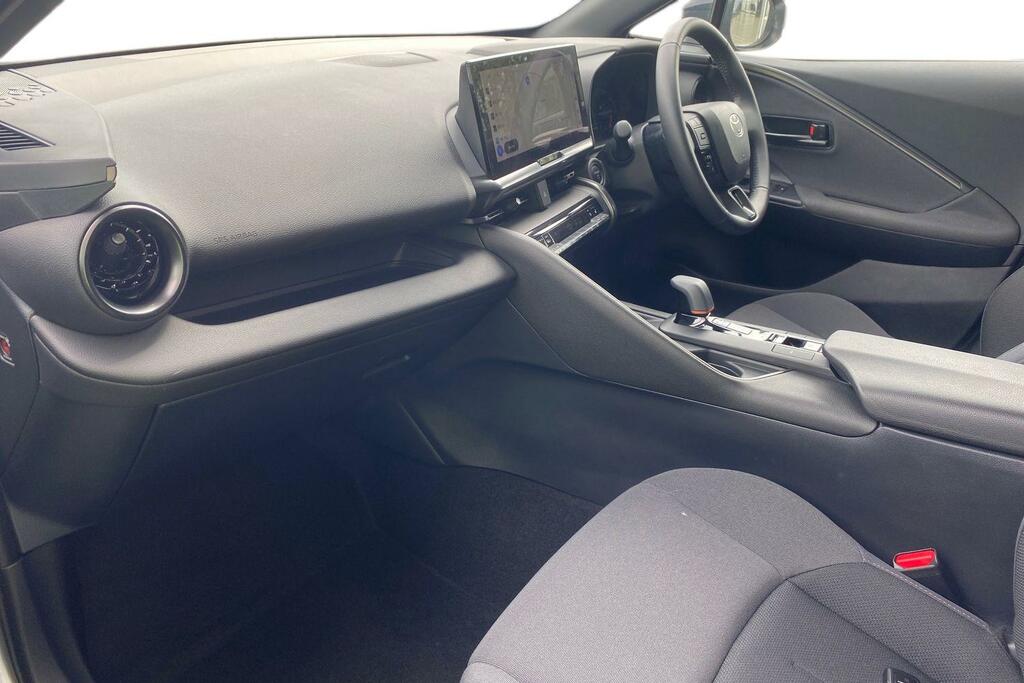Toyota C-Hr 1.8 Vvt-h Design Cvt Euro 6 Ss FH25VXL Silver #5