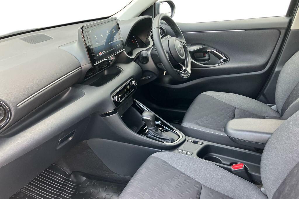 Toyota Yaris 1.5 Vvt-h Design E-cvt Euro 6 Ss FG25ETY Black #5