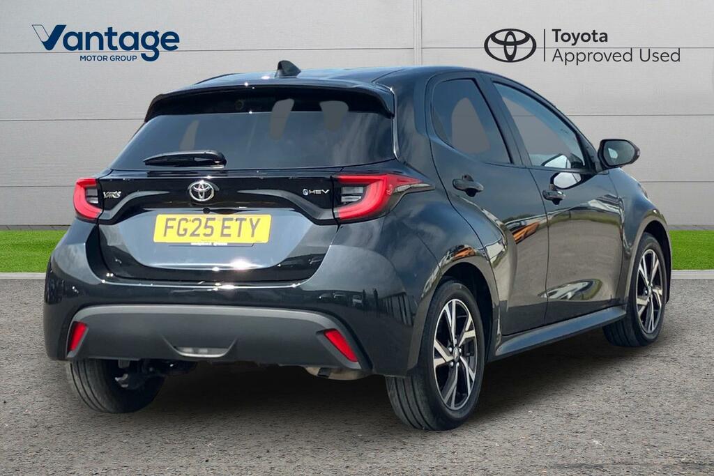 Toyota Yaris 1.5 Vvt-h Design E-cvt Euro 6 Ss FG25ETY Black #2