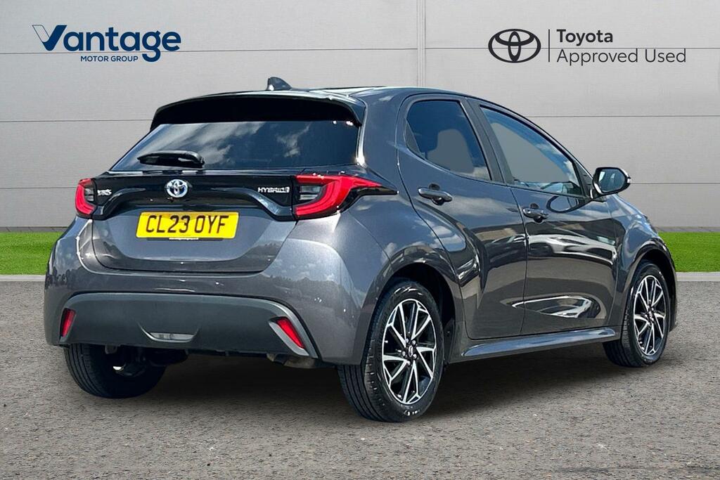 Toyota Yaris 1.5 Vvt-h Design E-cvt Euro 6 Ss CL23OYF Grey #2