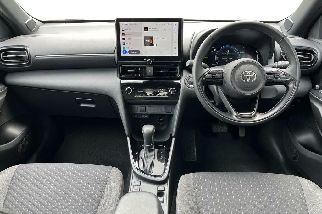 Toyota Yaris Cross 1.5 Vvt-h Design Suv Hybrid E-cvt Euro FD25WZP Silver #6