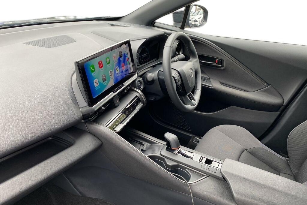 Toyota C-Hr 2.0 Vvt 13.6Kwh Design Cvt Euro 6 Ss GV25KNG Black #5