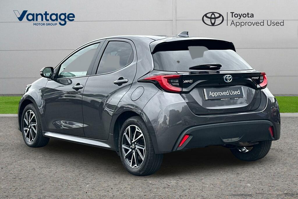 Toyota Yaris 1.5 Vvt-h Design E-cvt Euro 6 Ss MA23KHM Grey #4