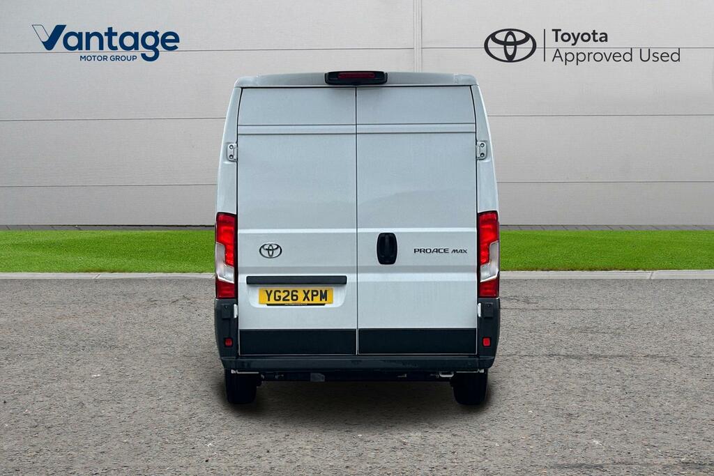Toyota PROACE 2.2 Bluehdi 35 Icon Medium Panel Van L2 H2 Euro 6 White #4