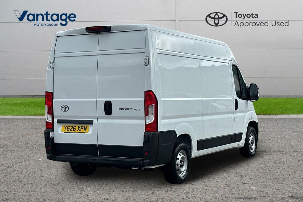 Toyota PROACE 2.2 Bluehdi 35 Icon Medium Panel Van L2 H2 Euro 6 White #3
