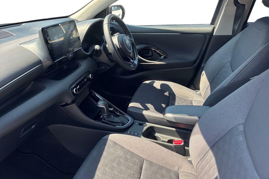 Toyota Yaris 1.5 Vvt-h Design E-cvt Euro 6 Ss MV25ZXB Grey #5