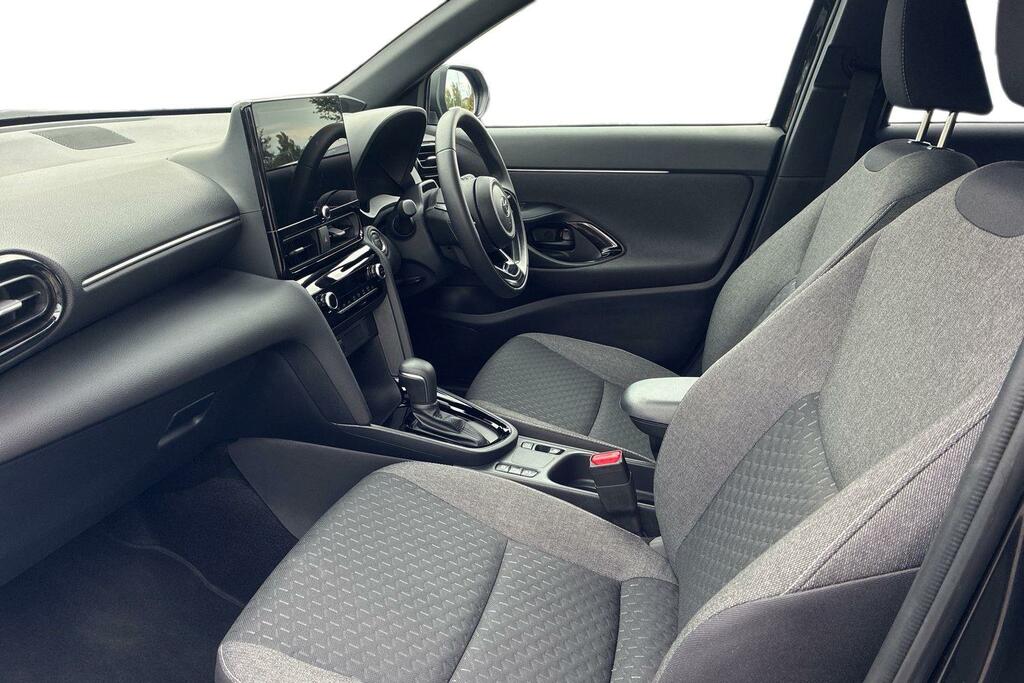 Toyota Yaris Cross 1.5 Vvt-h Design E-cvt Euro 6 Ss GU26UPO Black #5