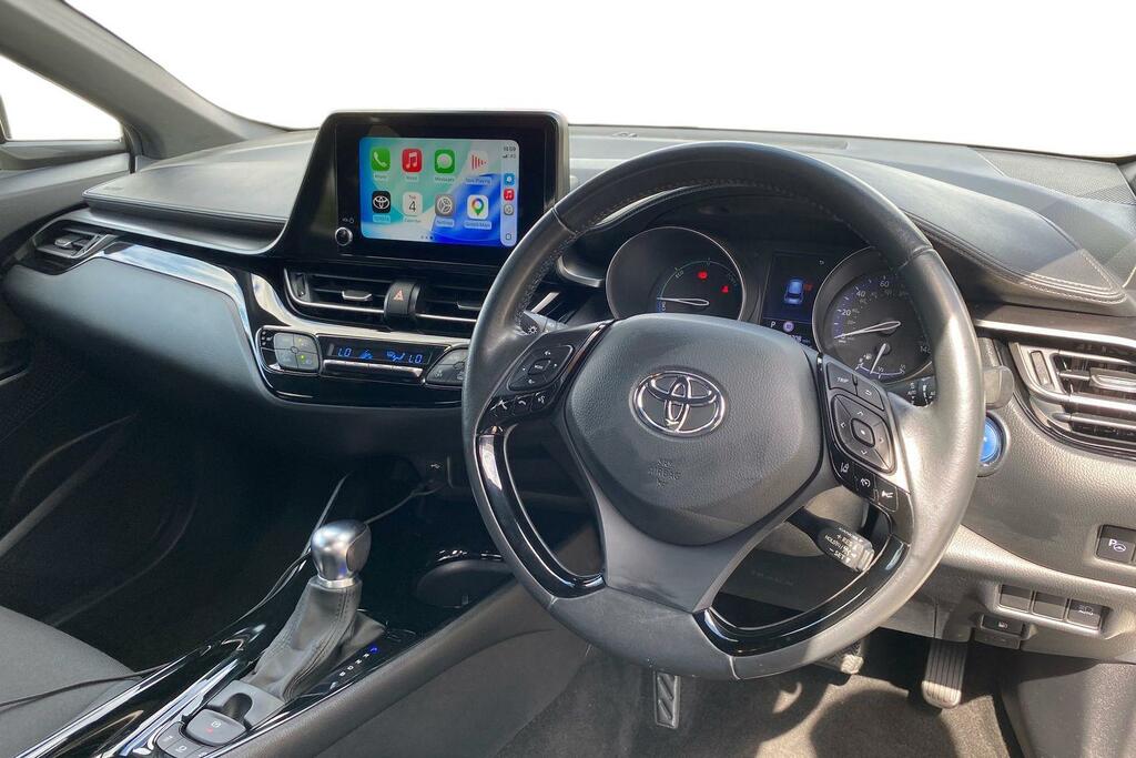 Toyota C-Hr 1.8 Vvt-h Design Cvt Euro 6 Ss FL22FBJ White #6