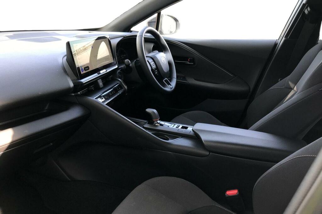 Toyota C-Hr 1.8 Vvt-h Design Cvt Euro 6 Ss FL75PNX Silver #5