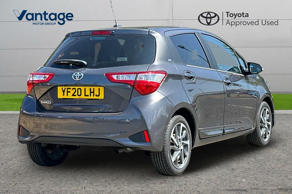 Toyota Yaris 1.5 Vvt-i Y20 Bi-tone Euro 6 YF20LHJ Grey #2