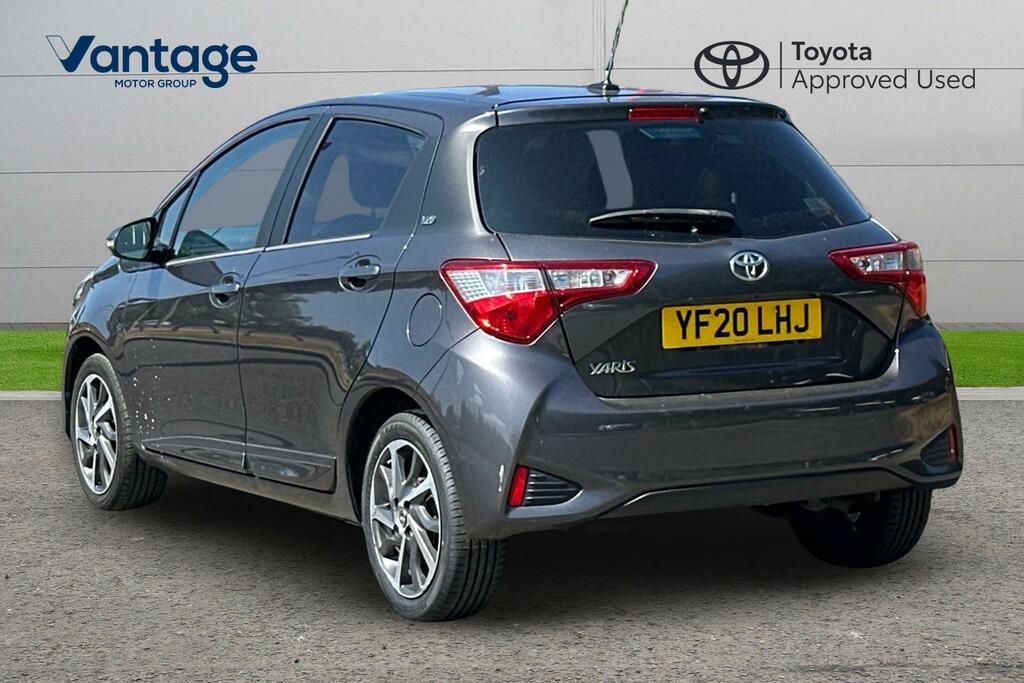 Toyota Yaris 1.5 Vvt-i Y20 Bi-tone Euro 6 YF20LHJ Grey #4