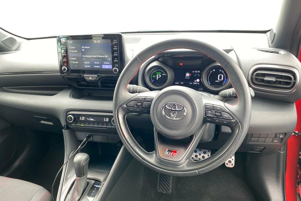 Toyota Yaris 1.5 Vvt-h Gr Sport E-cvt Euro 6 Ss YD23UEE Red #6