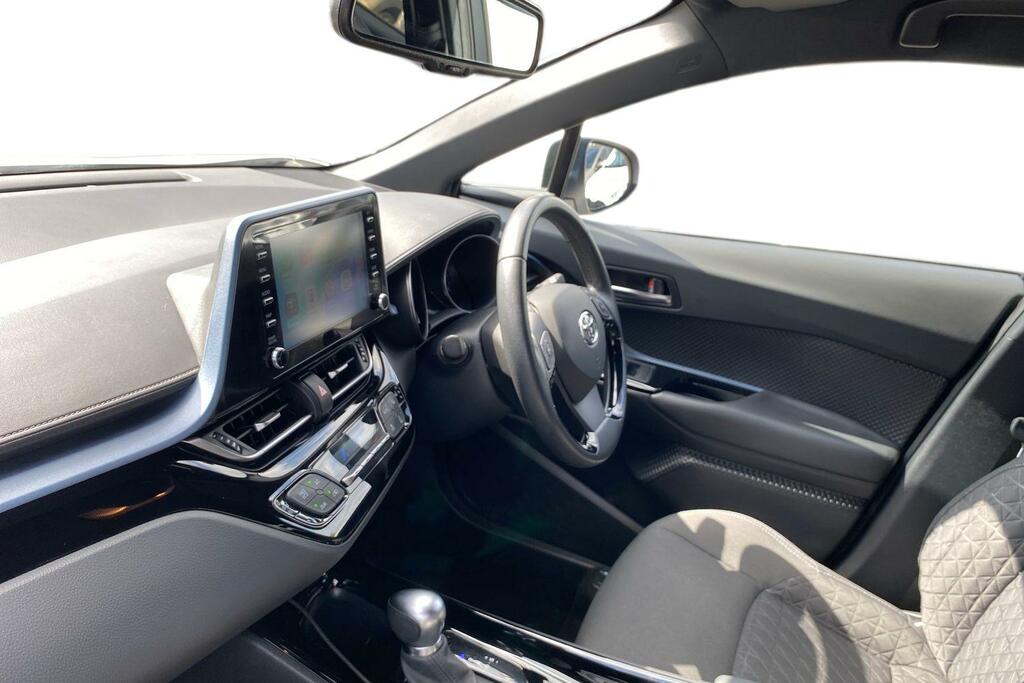 Toyota C-Hr 2.0 Vvt-h Design Cvt Euro 6 Ss White #5