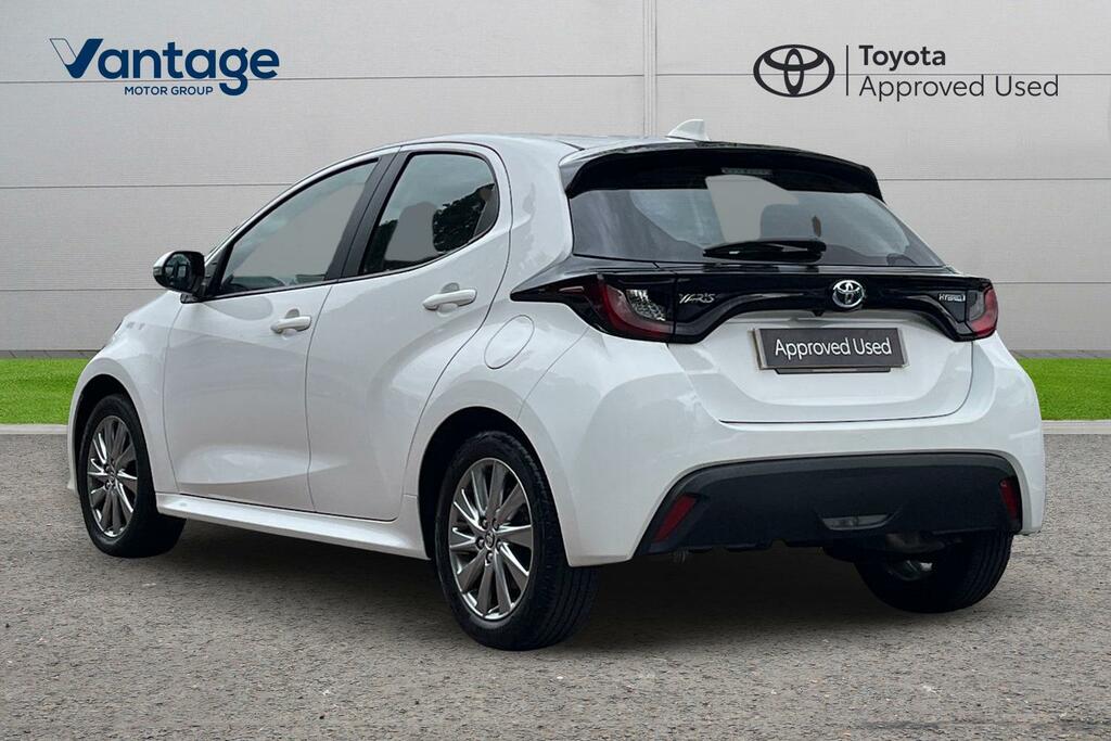 Toyota Yaris 1.5 Vvt-h Icon Hatchback Hybrid E-cvt E YA23JZH White #4