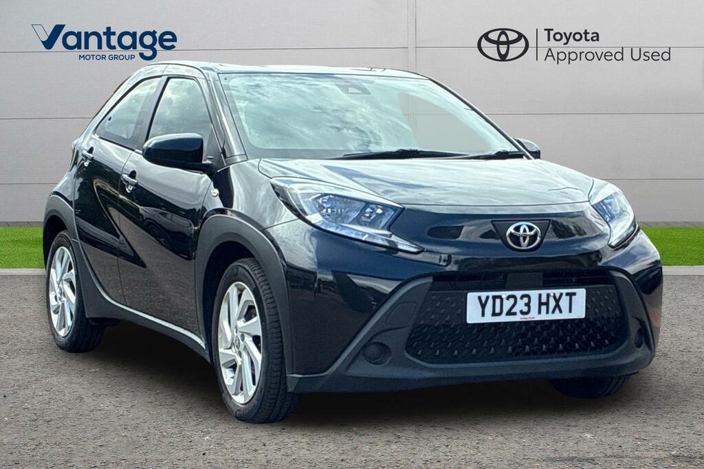 Toyota Aygo X 1.0 Vvt-i Pure Euro 6 Ss YD23HXT Black