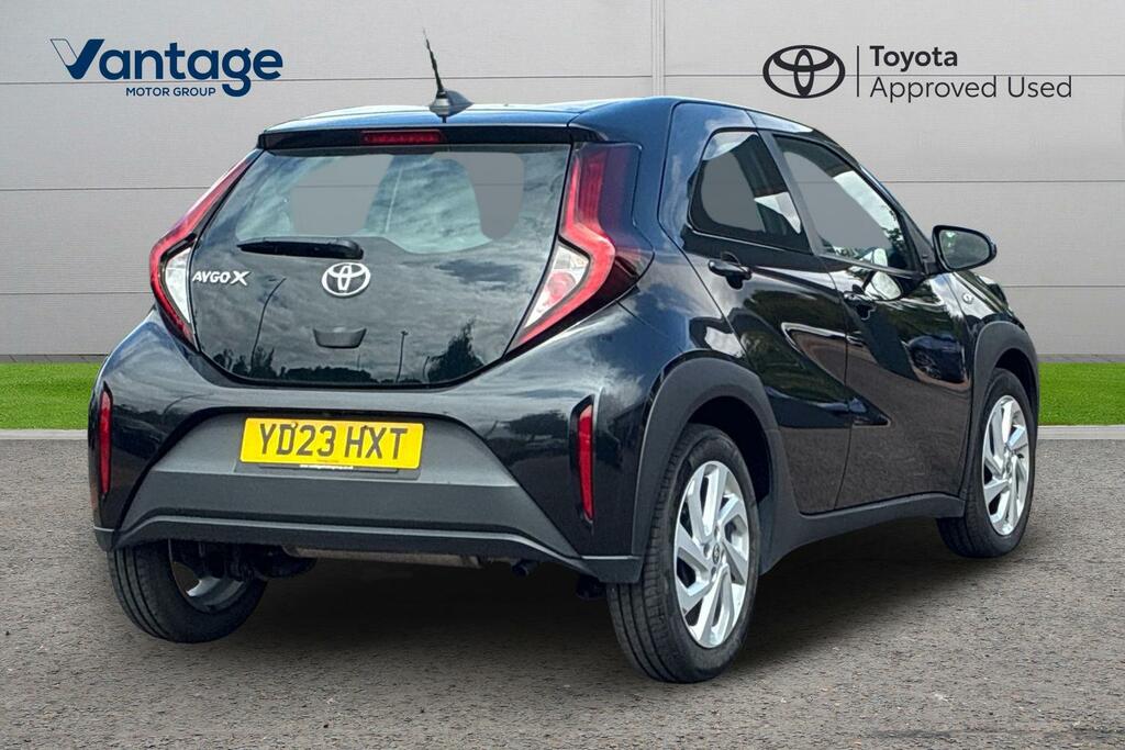 Toyota Aygo X 1.0 Vvt-i Pure Euro 6 Ss YD23HXT Black #2