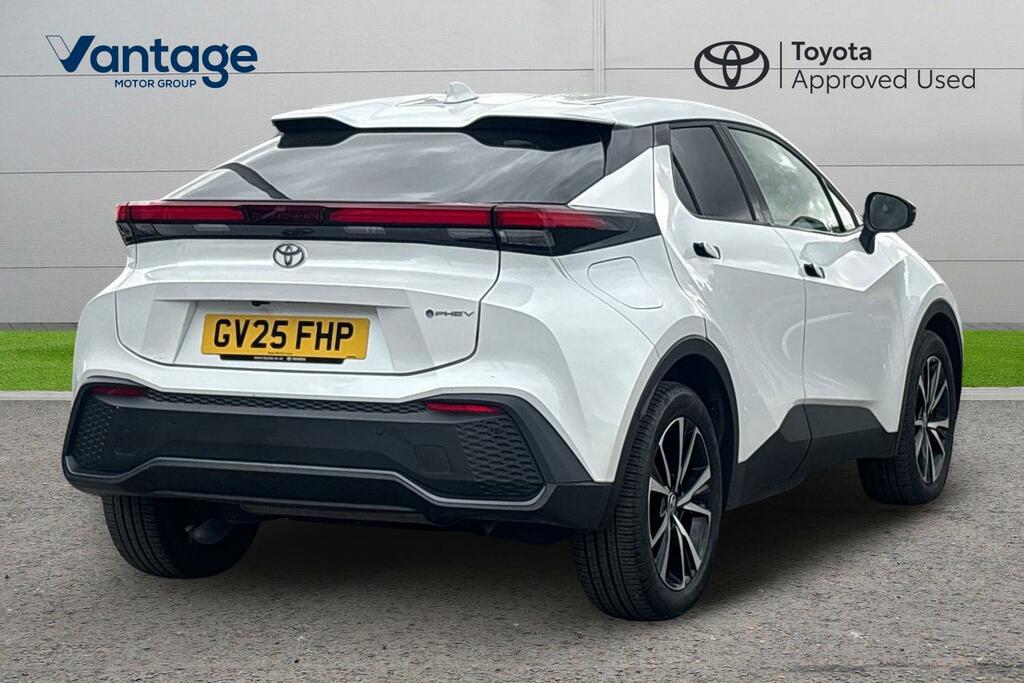 Toyota C-Hr 2.0 Vvt 13.6Kwh Design Cvt Euro 6 Ss GV25FHP White #2