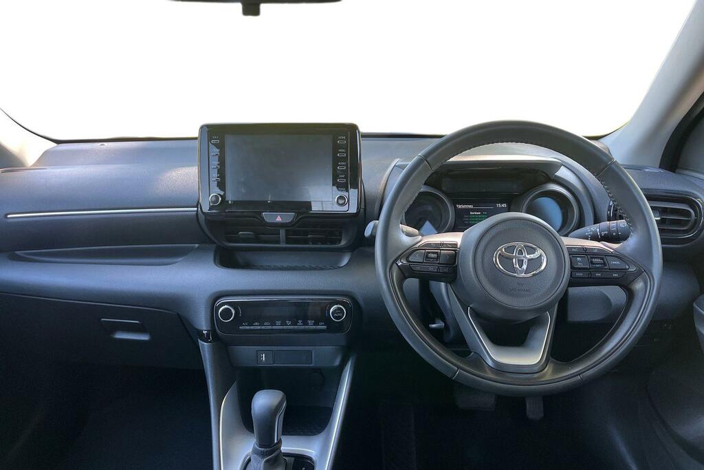 Toyota Yaris 1.5 Vvt-h Design Hatchback Hybrid E-cvt YD23JFG Grey #6