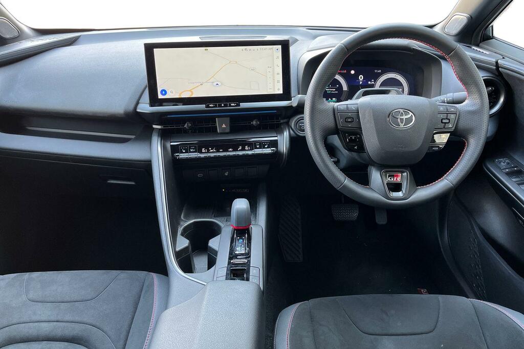 Toyota C-Hr 2.0 Vvt 13.6Kwh Gr Sport Suv Plug-in Hy YK26NXV White #6