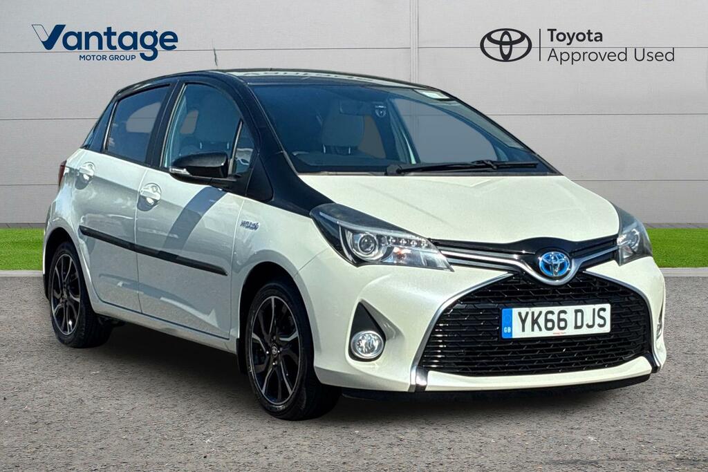 Toyota Yaris 1.5 Vvt-h Design E-cvt Euro 6 White