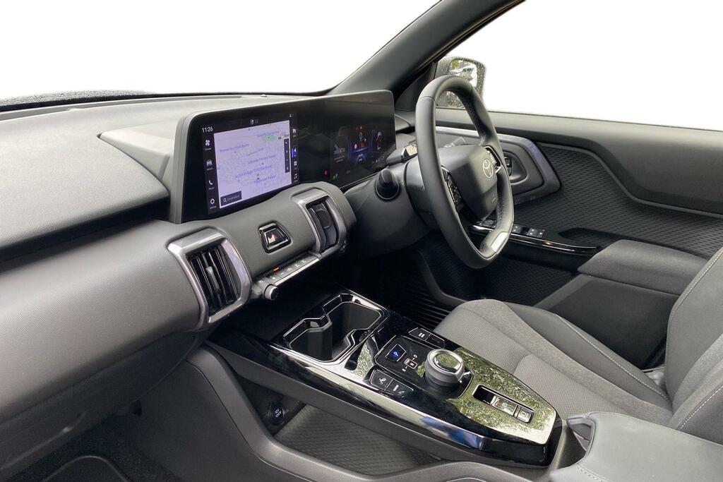 Toyota Urban Cruiser 61Kwh Design Silver #5