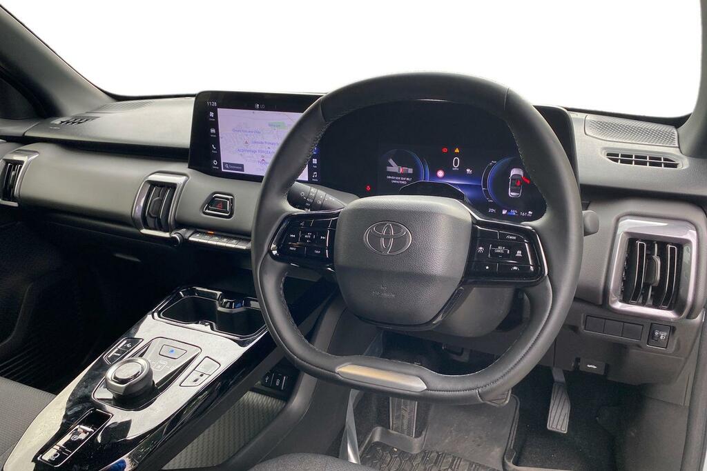 Toyota Urban Cruiser 61Kwh Design Silver #6