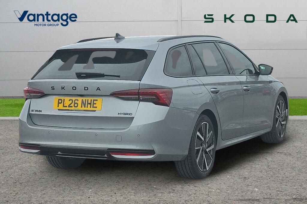Skoda Octavia 1.5 Tsi 150 E-tec Sportline Dsg Silver #3