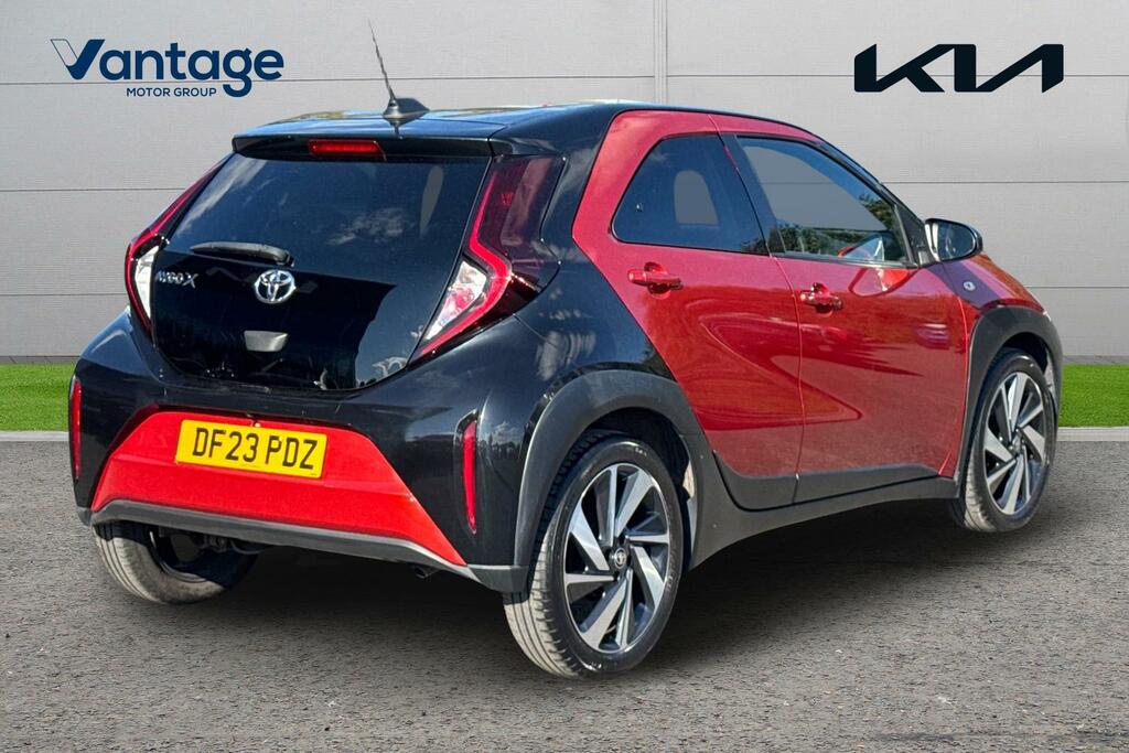 Toyota Aygo X 1.0 Vvt-i Edge Euro 6 Ss DF23PDZ Red #3