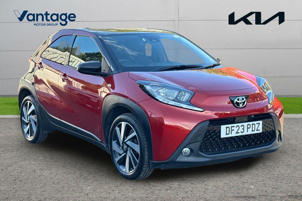 Toyota Aygo X 1.0 Vvt-i Edge Euro 6 Ss Red