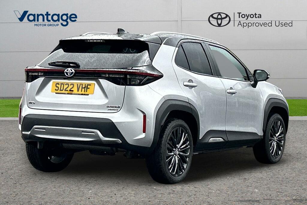 Toyota Yaris Cross 1.5 Vvt-h Dynamic E-cvt Awd Euro 6 Ss SD22VHF Silver #2