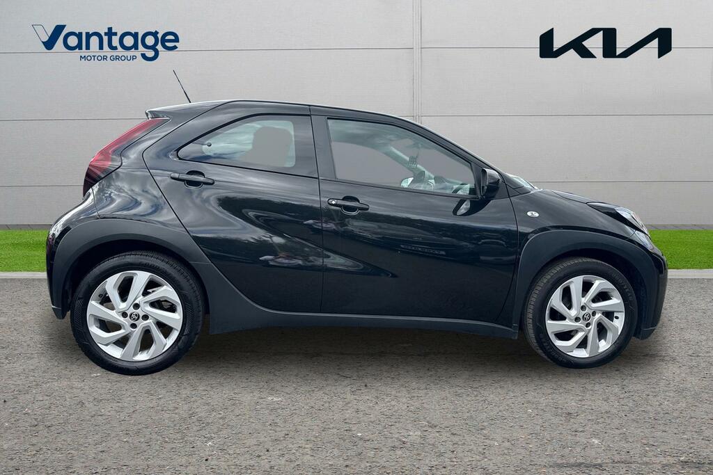 Toyota Aygo X 1.0 Vvt-i Pure Euro 6 Ss Black #2