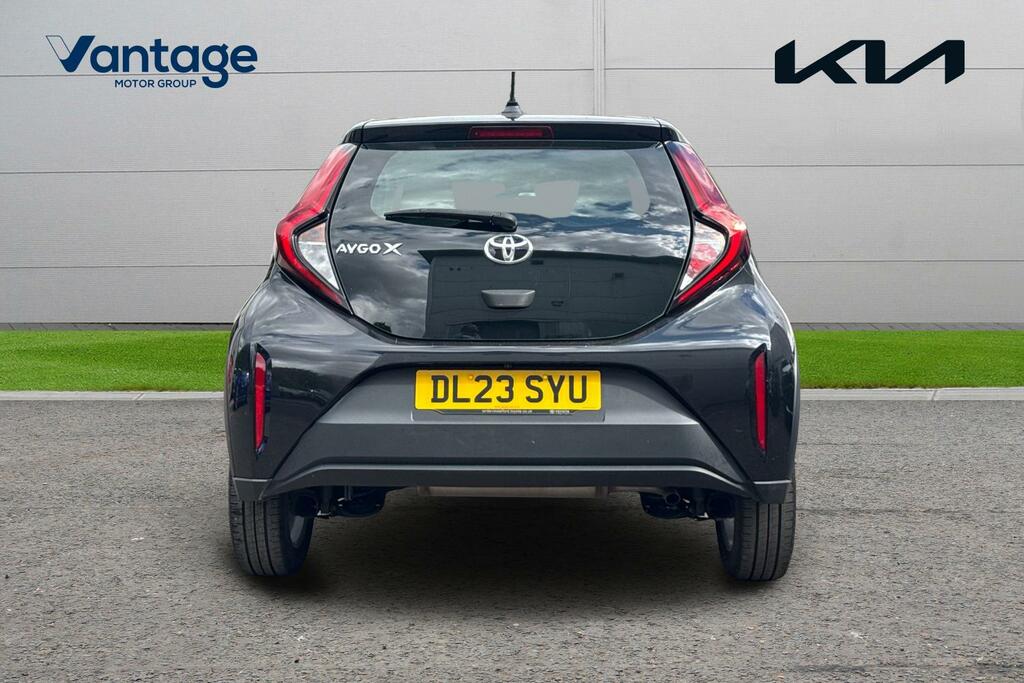 Toyota Aygo X 1.0 Vvt-i Pure Euro 6 Ss Black #4