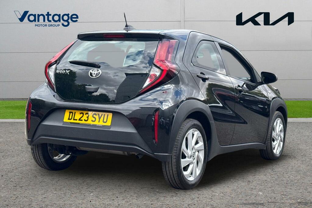 Toyota Aygo X 1.0 Vvt-i Pure Euro 6 Ss Black #3