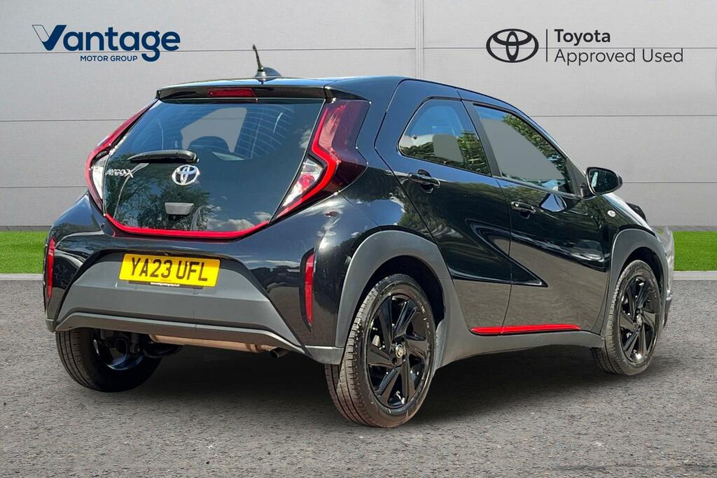 Toyota Aygo X 1.0 Vvt-i Pure Euro 6 Ss Black #2