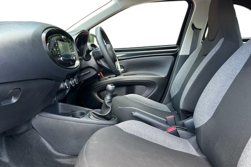 Toyota Aygo X 1.0 Vvt-i Pure Euro 6 Ss Black #5