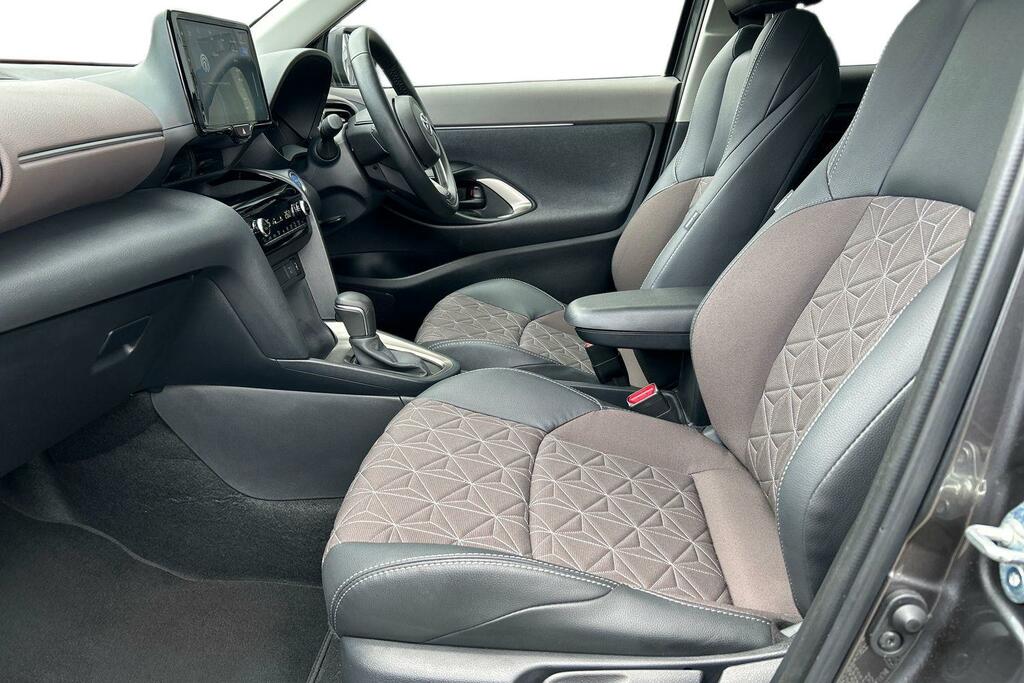 Toyota Yaris Cross 1.5 Vvt-h Excel E-cvt Euro 6 Ss PN24ZHZ Grey #5