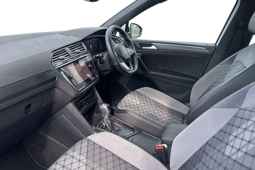 Volkswagen Tiguan Tdi Bluemotion Tech Match 4Motion White #13