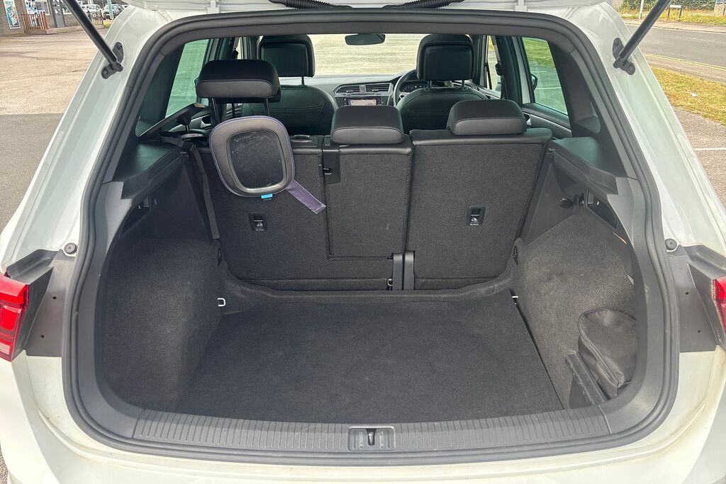Volkswagen Tiguan Tdi Bluemotion Tech Match 4Motion White #24